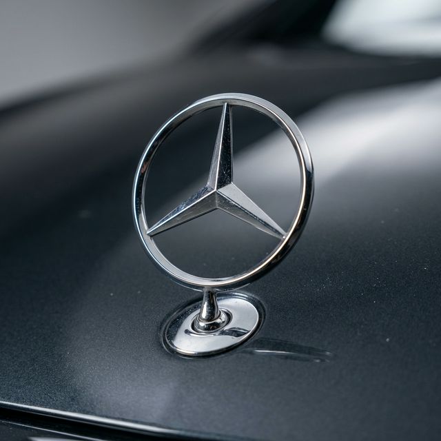 Mercedes elektrikli araç şarj projesi